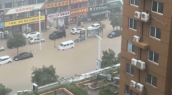 j9九游国际真人科普：河南遇特大暴雨！车被淹了赔不赔看这里