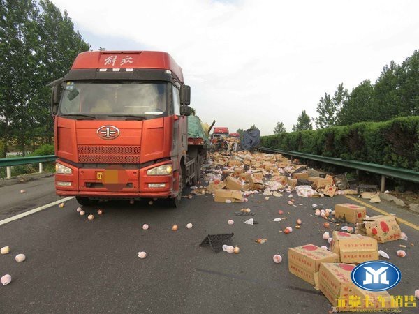 j9九游国际真人科普：杜绝货车变祸车 从改变驾驶习惯开始